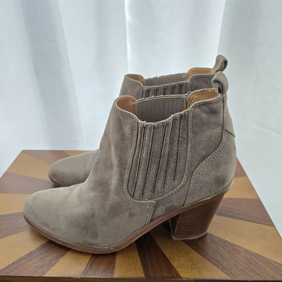 Nine West Mayley Block Heels Ankle Chelsea Boots Sz 8.5 Womens Stone Gray Taupe - Picture 5 of 16